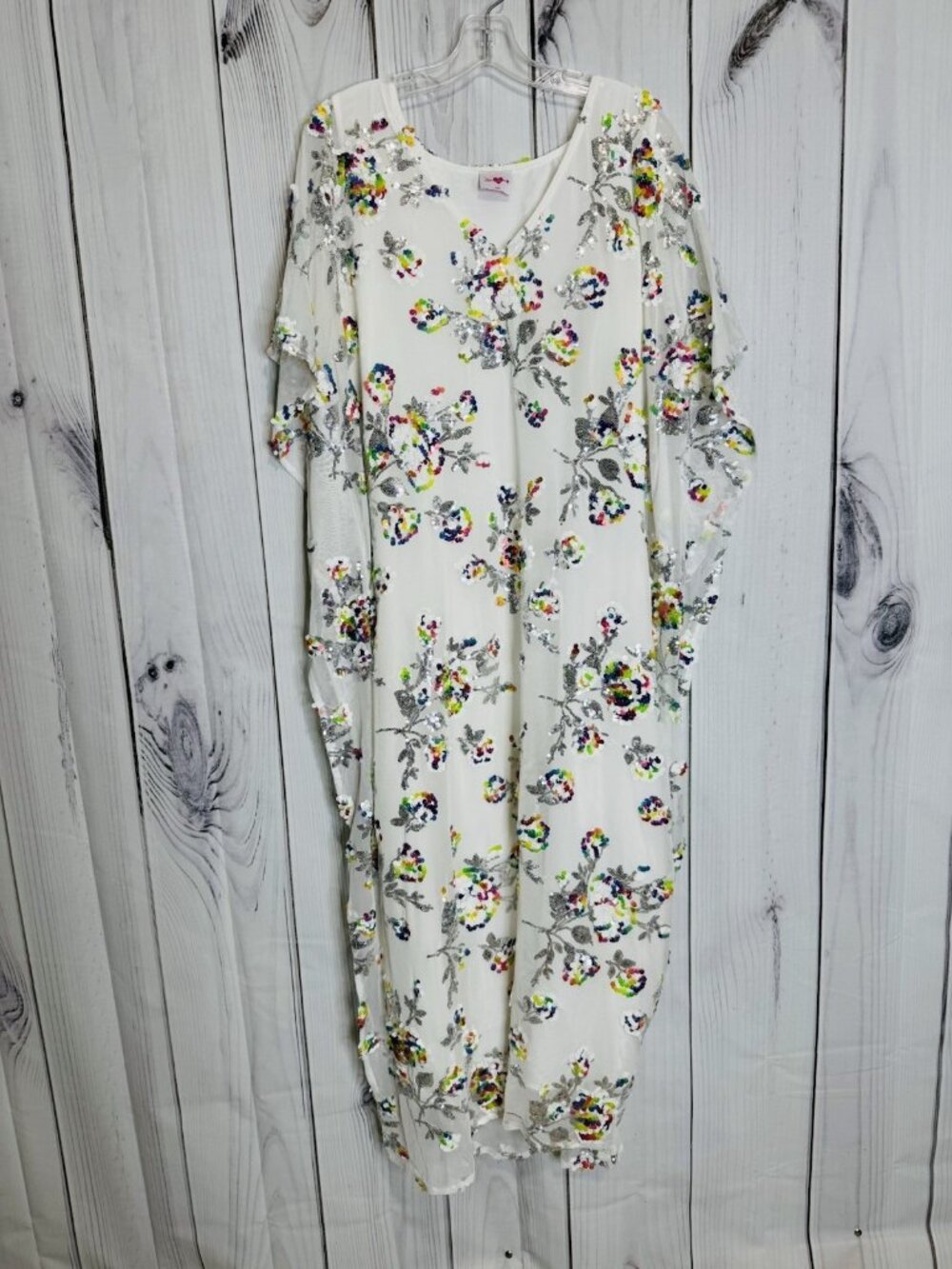 Buddy Love Atlas Sequin Caftan Maxi Dress Sz L White Floral V-Neck Relaxed Fit